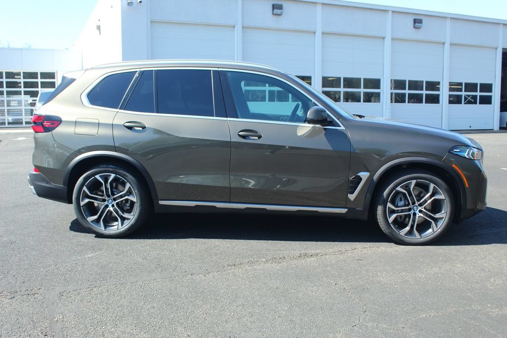 Used 2026 BMW X5 xDrive40i AWD/4WD image 10