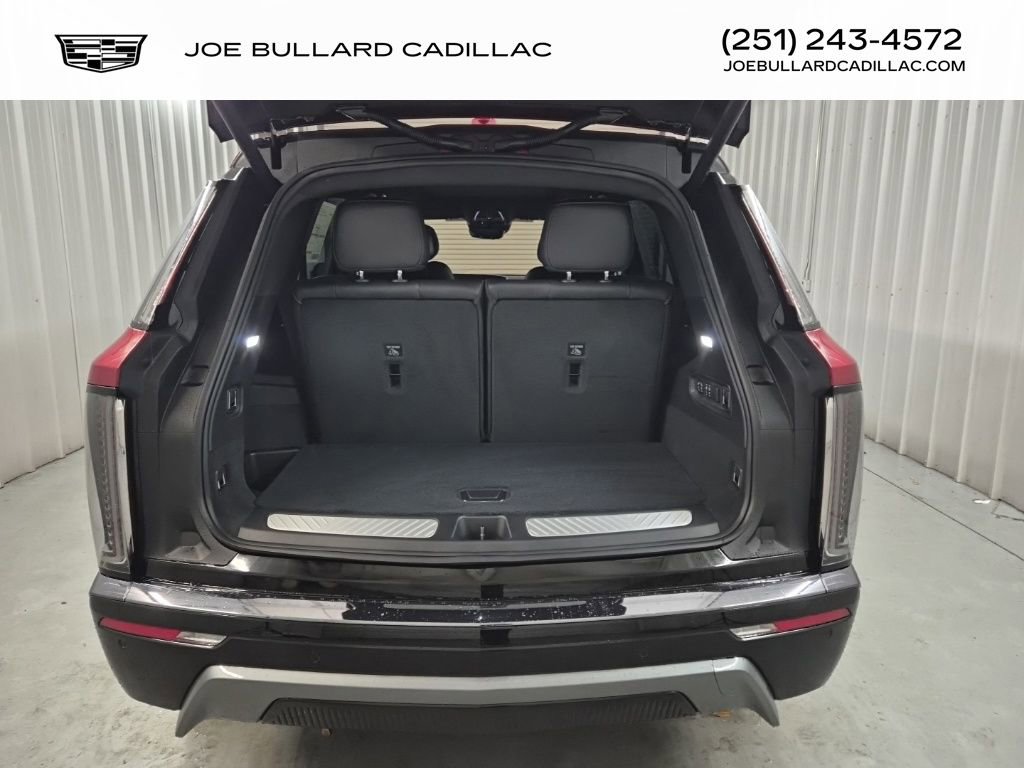 New 2026 Cadillac Vistiq Sport AWD/4WD image 18