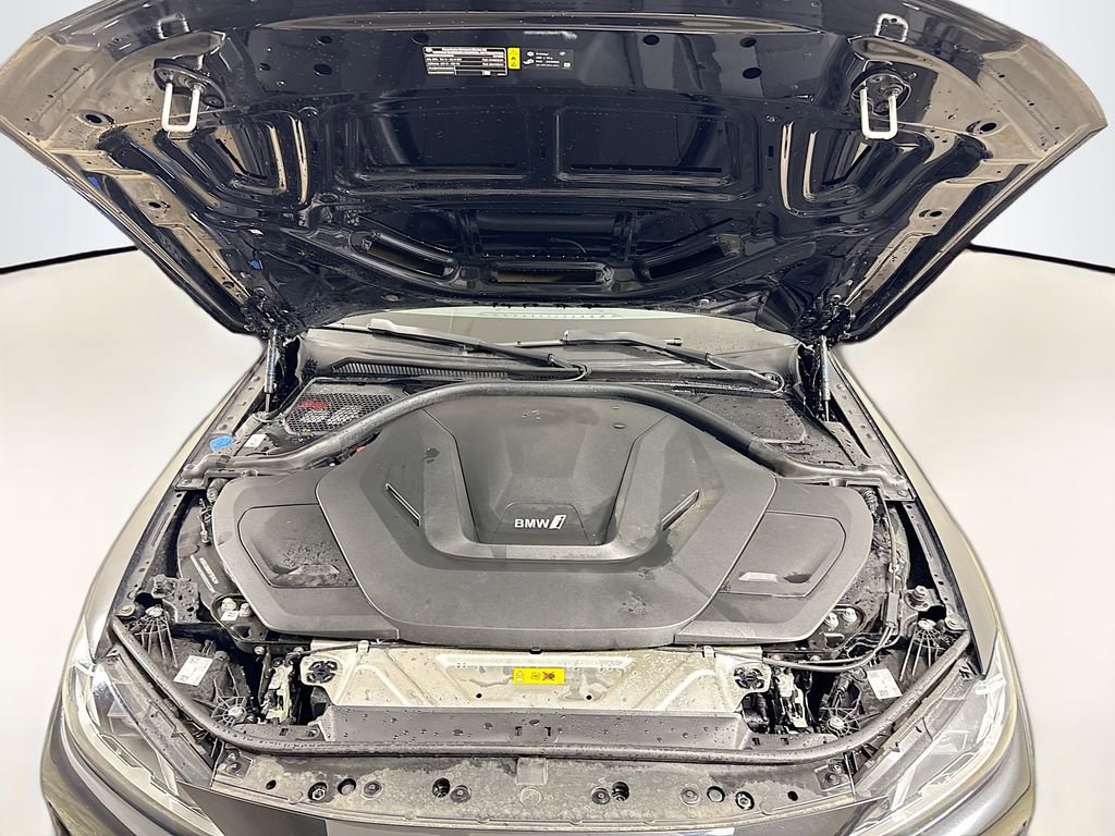 Used 2025 BMW i4 xDrive40i image 39