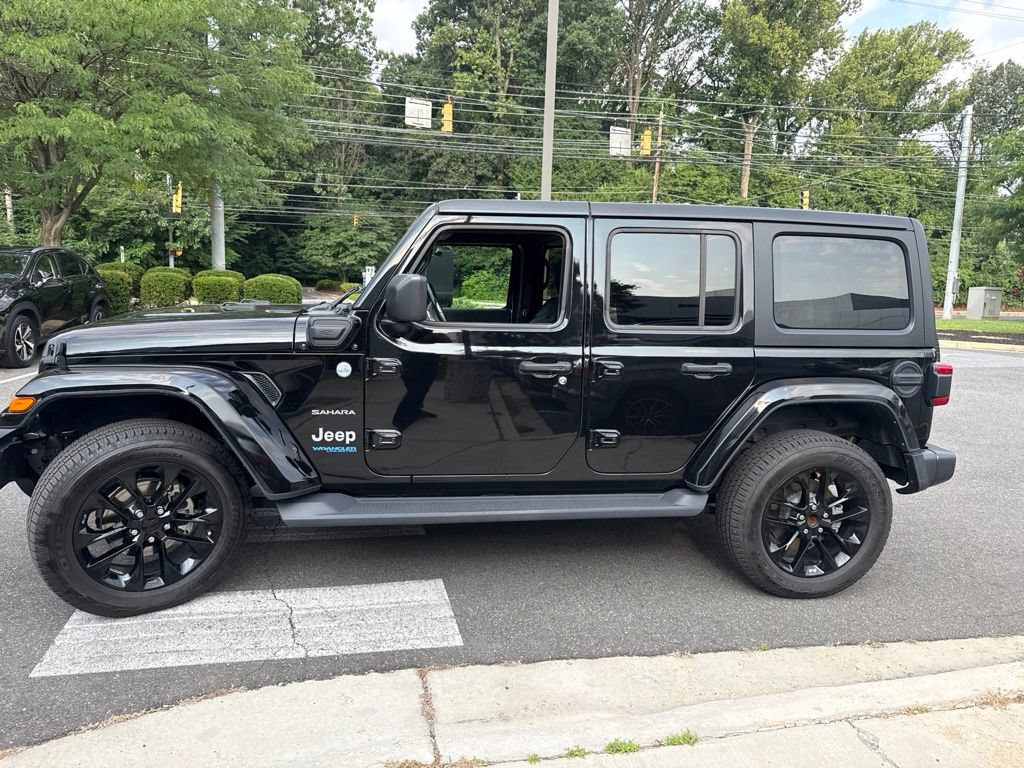 Used 2021 Jeep Wrangler Unlimited Sahara w/ Cold Weather Group AWD/4WD image 4