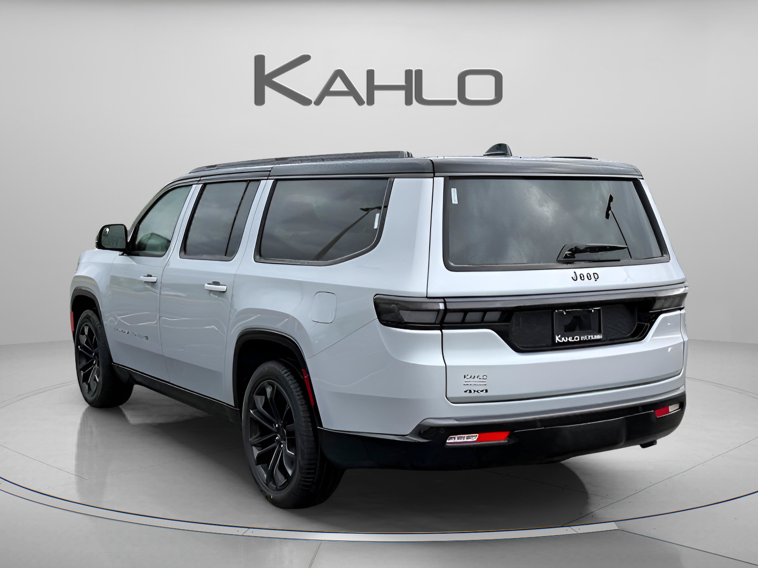 New 2026 Jeep Grand Wagoneer L Summit AWD/4WD image 3