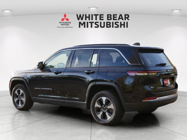 Used 2024 Jeep Grand Cherokee Limited 4xe AWD/4WD image 4