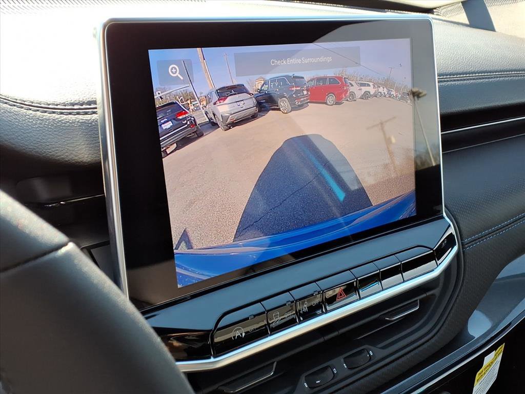 New 2026 Jeep Compass Latitude image 24