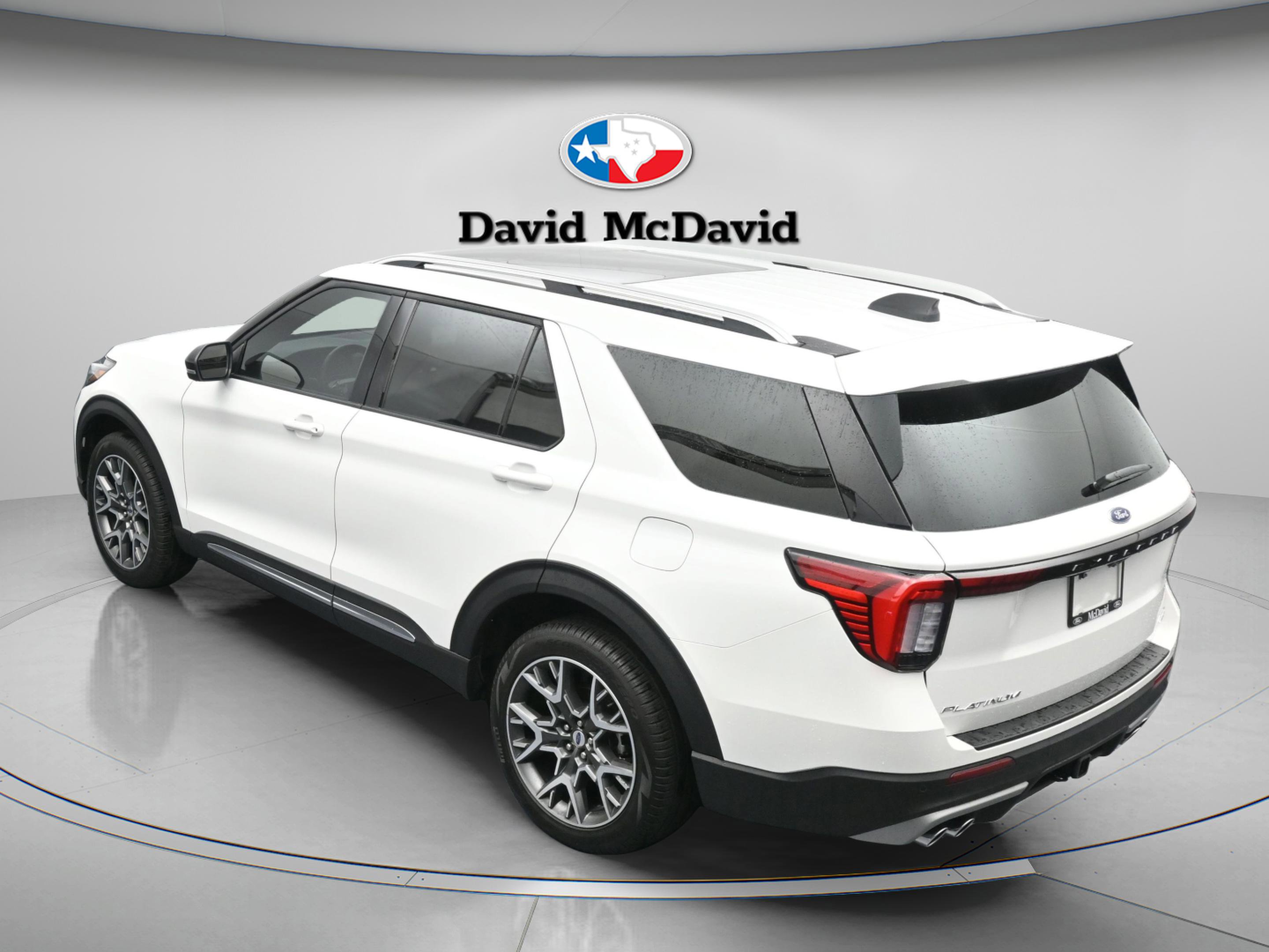 Used 2025 Ford Explorer Platinum w/ Ultimate Package image 40