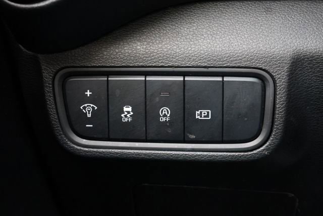 Used 2025 Kia Soul GT-Line image 24