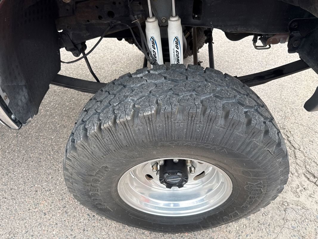 Used 2002 Ford F250 XLT AWD/4WD image 16
