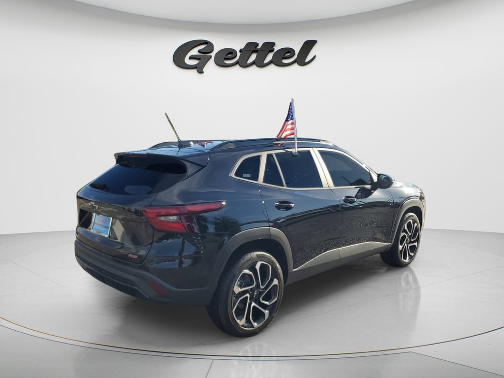Used 2026 Chevrolet Trax RS w/ Driver Confidence Package FWD image 5
