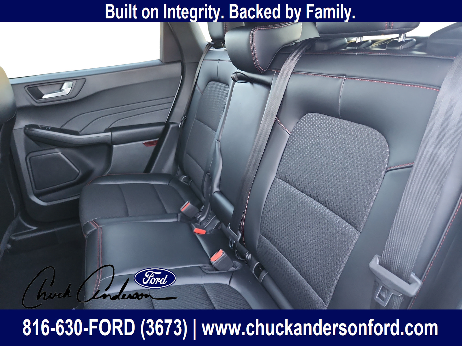 New 2026 Ford Escape ST-Line w/ Cold Weather Package AWD/4WD image 23