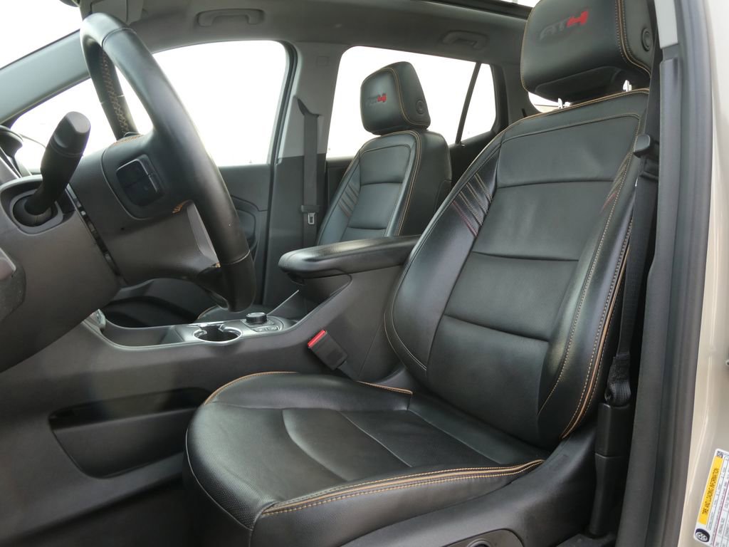Used 2023 GMC Terrain AT4 w/ Infotainment Package II image 40
