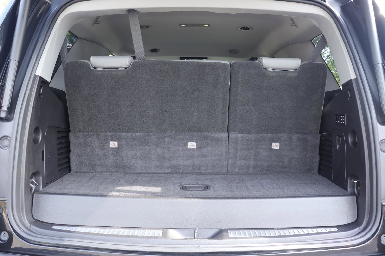 Used 2018 Chevrolet Tahoe LT image 15