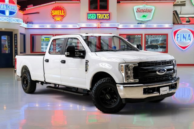 Used 2019 Ford F250 XL w/ Power Equipment Group RWD image 1