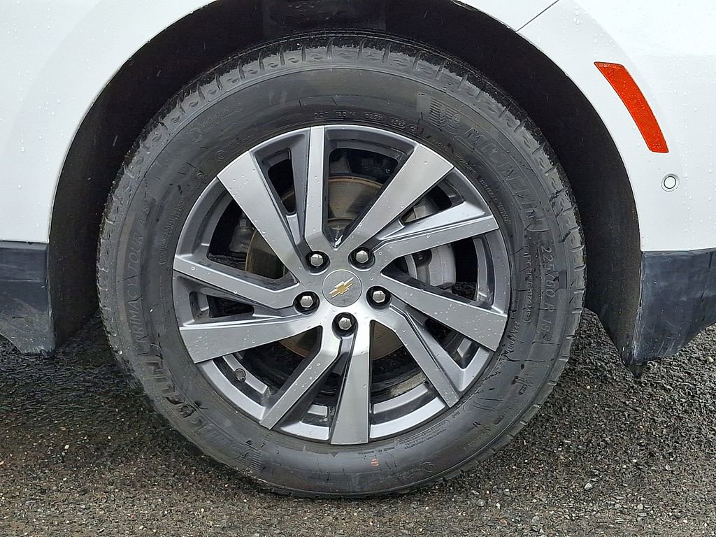 Used 2023 Chevrolet Equinox Premier image 33