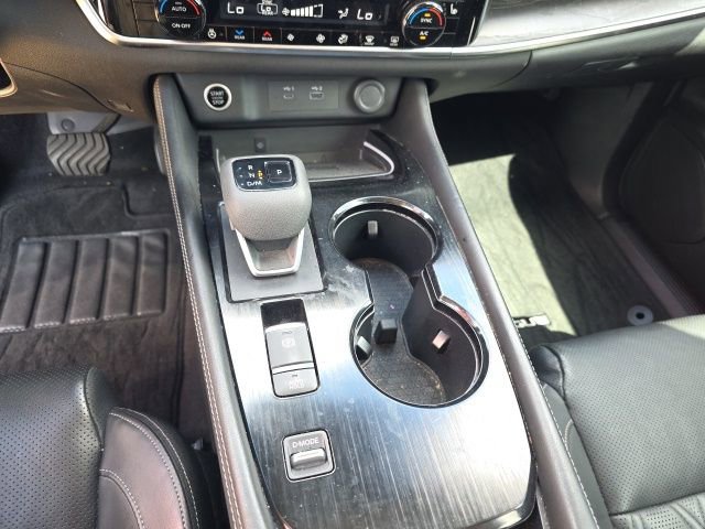 Used 2023 Nissan Rogue Platinum w/ Platinum Premium Package image 19