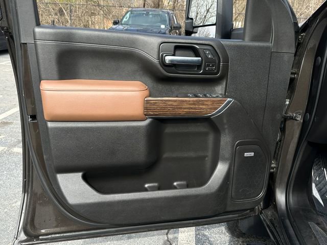 Used 2020 Chevrolet Silverado 2500 High Country image 14