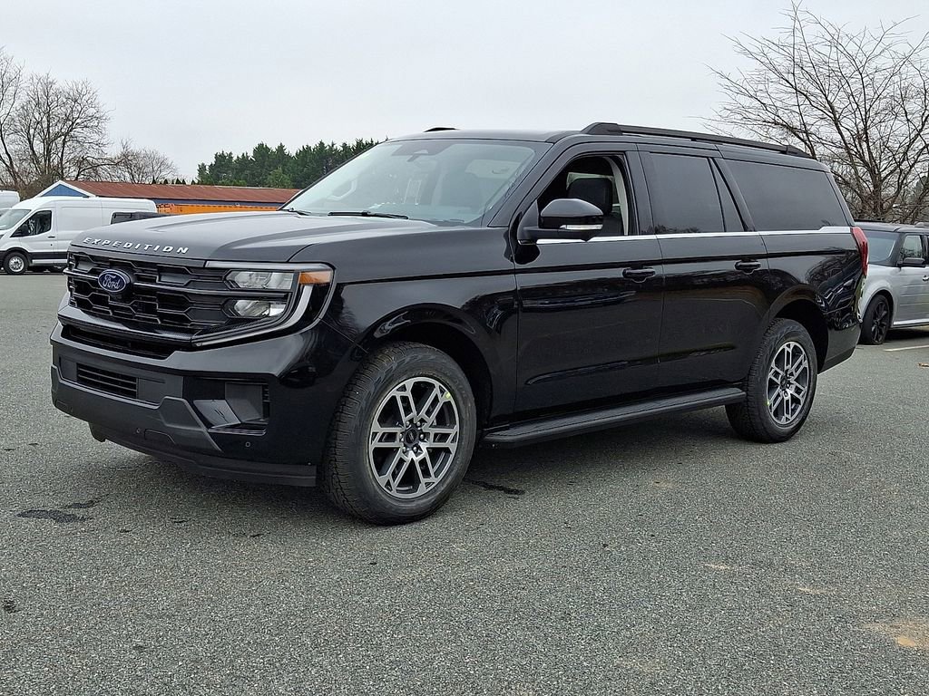 New 2025 Ford Expedition Max Active image 2