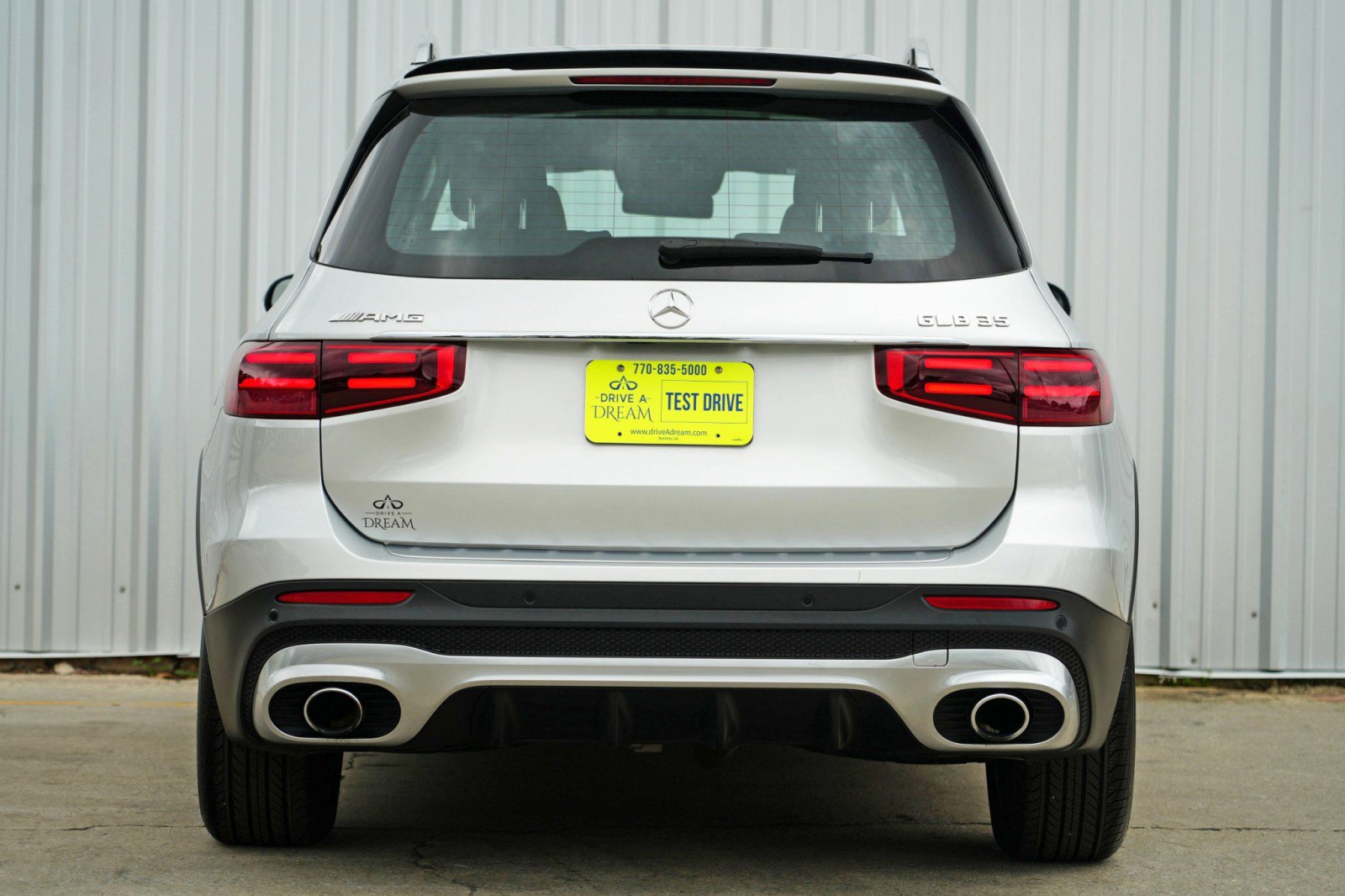 Used 2024 Mercedes-Benz GLB 35 AMG 4MATIC image 11