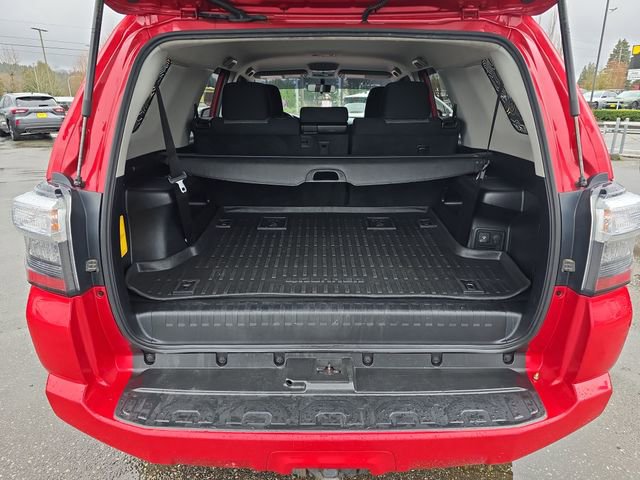 Used 2018 Toyota 4Runner SR5 image 14