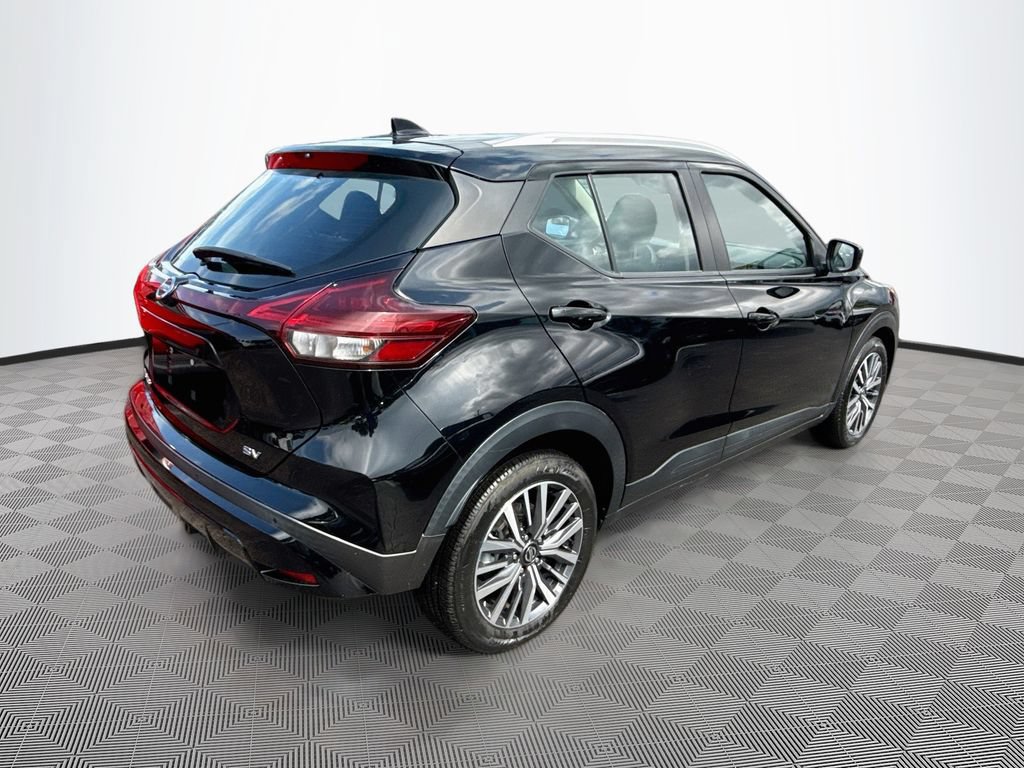 Used 2021 Nissan Kicks SV FWD image 6