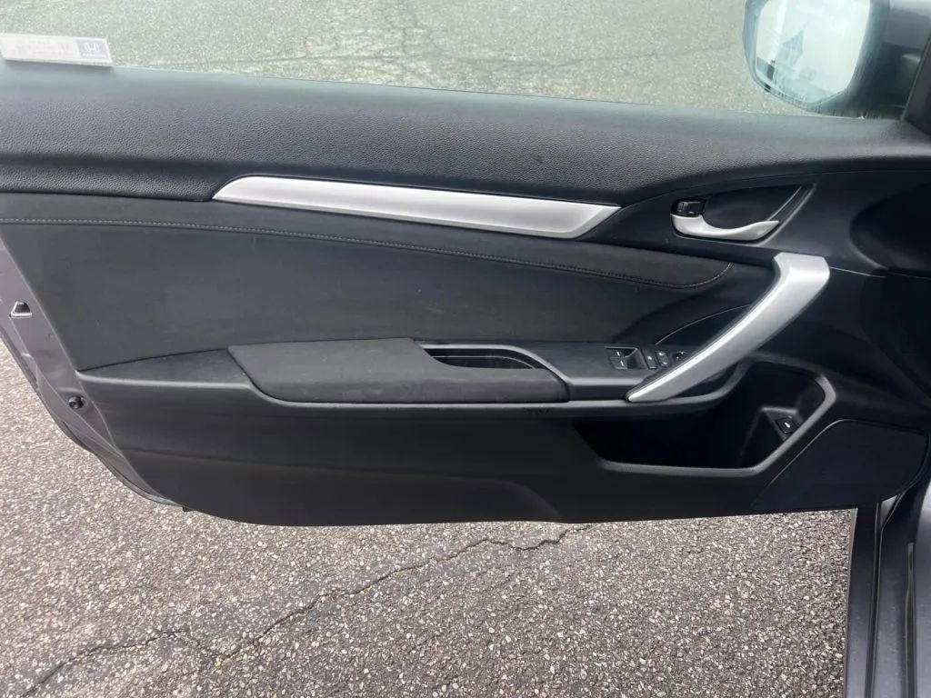 Used 2019 Honda Civic EX image 20