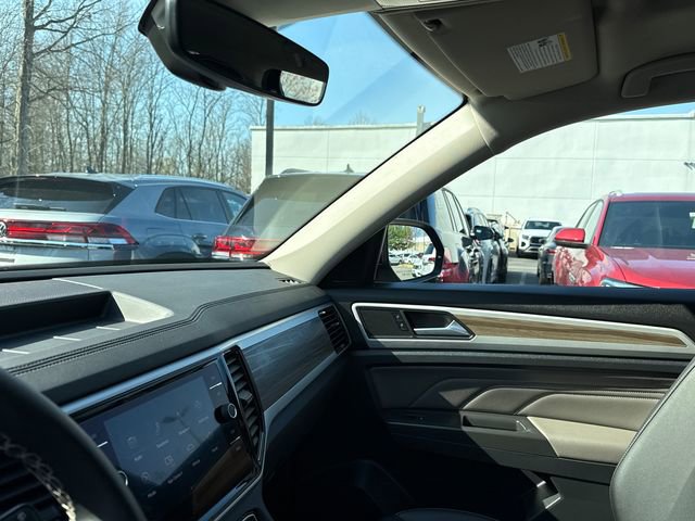 Certified 2022 Volkswagen Atlas SEL image 23