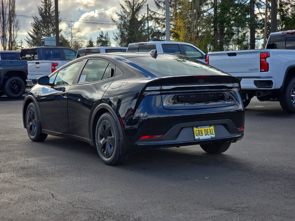 New 2026 Toyota Prius Plug-In Hybrid image 4