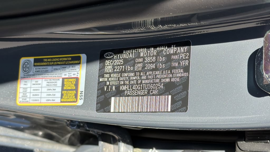 New 2026 Hyundai Elantra SE FWD image 32