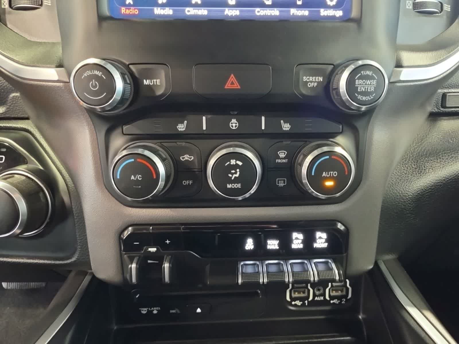 Used 2019 RAM 1500 Big Horn AWD/4WD image 26