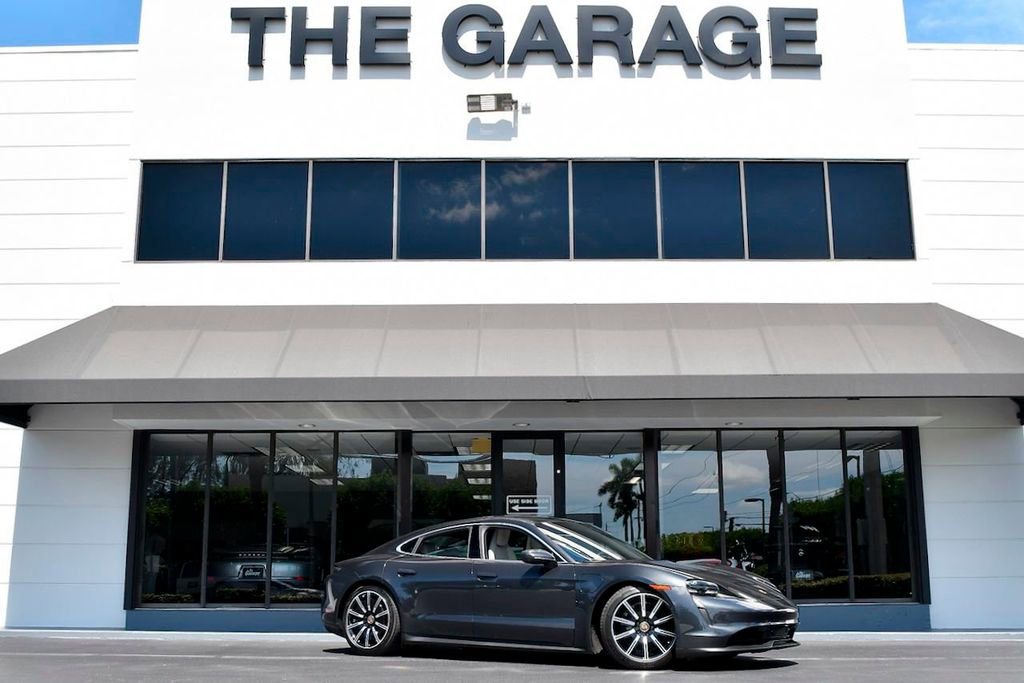 Used 2020 Porsche Taycan 4S image 1