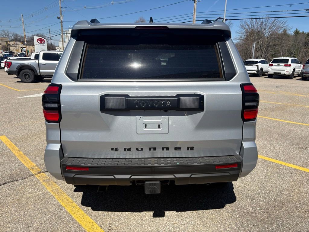 New 2026 Toyota 4Runner SR5 image 4