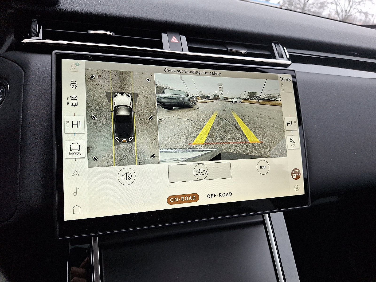 New 2026 Land Rover Range Rover Velar S image 9