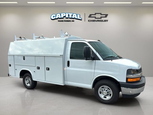 New 2025 Chevrolet Express 3500 w/ Power Convenience Package RWD image 14