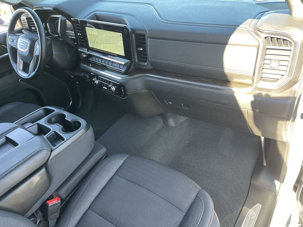 Used 2025 GMC Sierra 1500 Elevation image 27