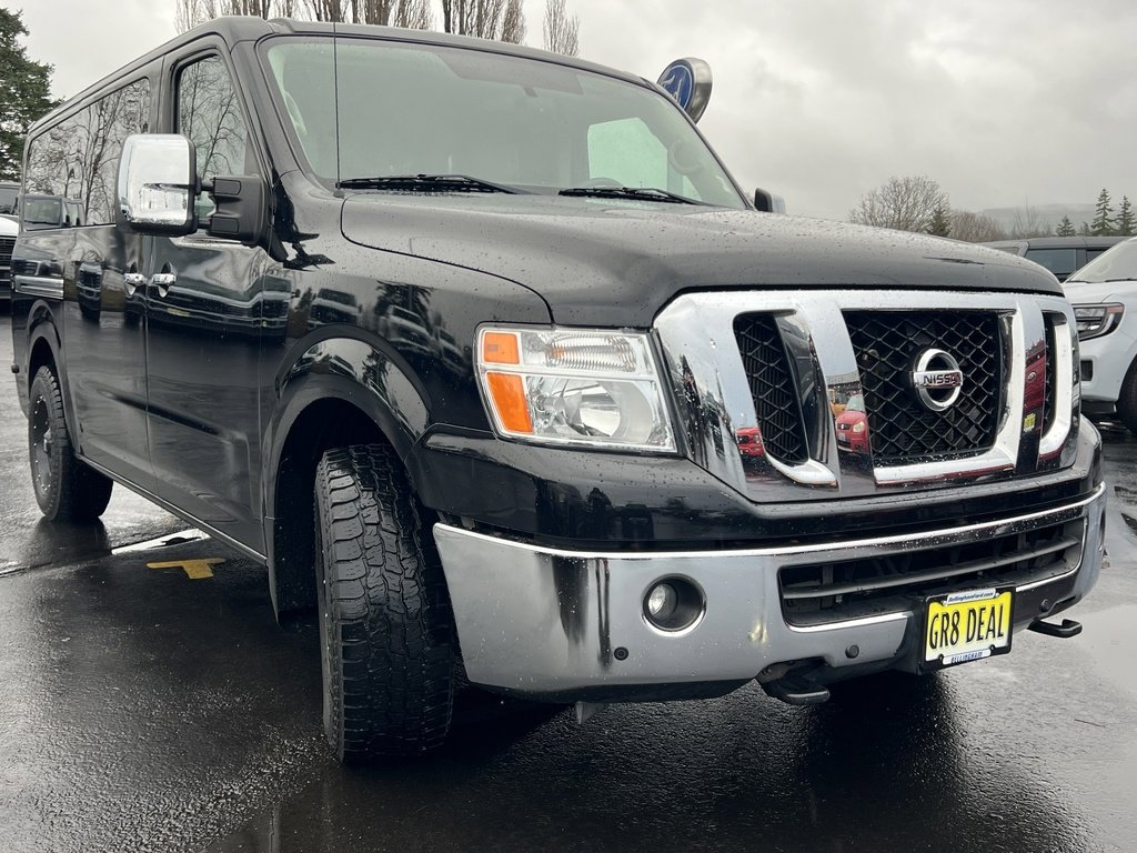 Used 2019 Nissan NV 3500 SL image 3
