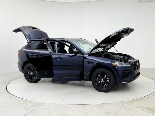 Used 2026 Jaguar F-PACE R-Dynamic S image 10