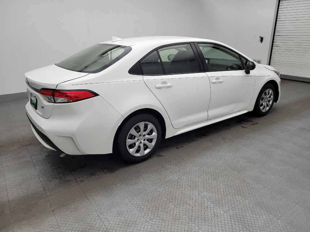 Used 2021 Toyota Corolla LE image 10