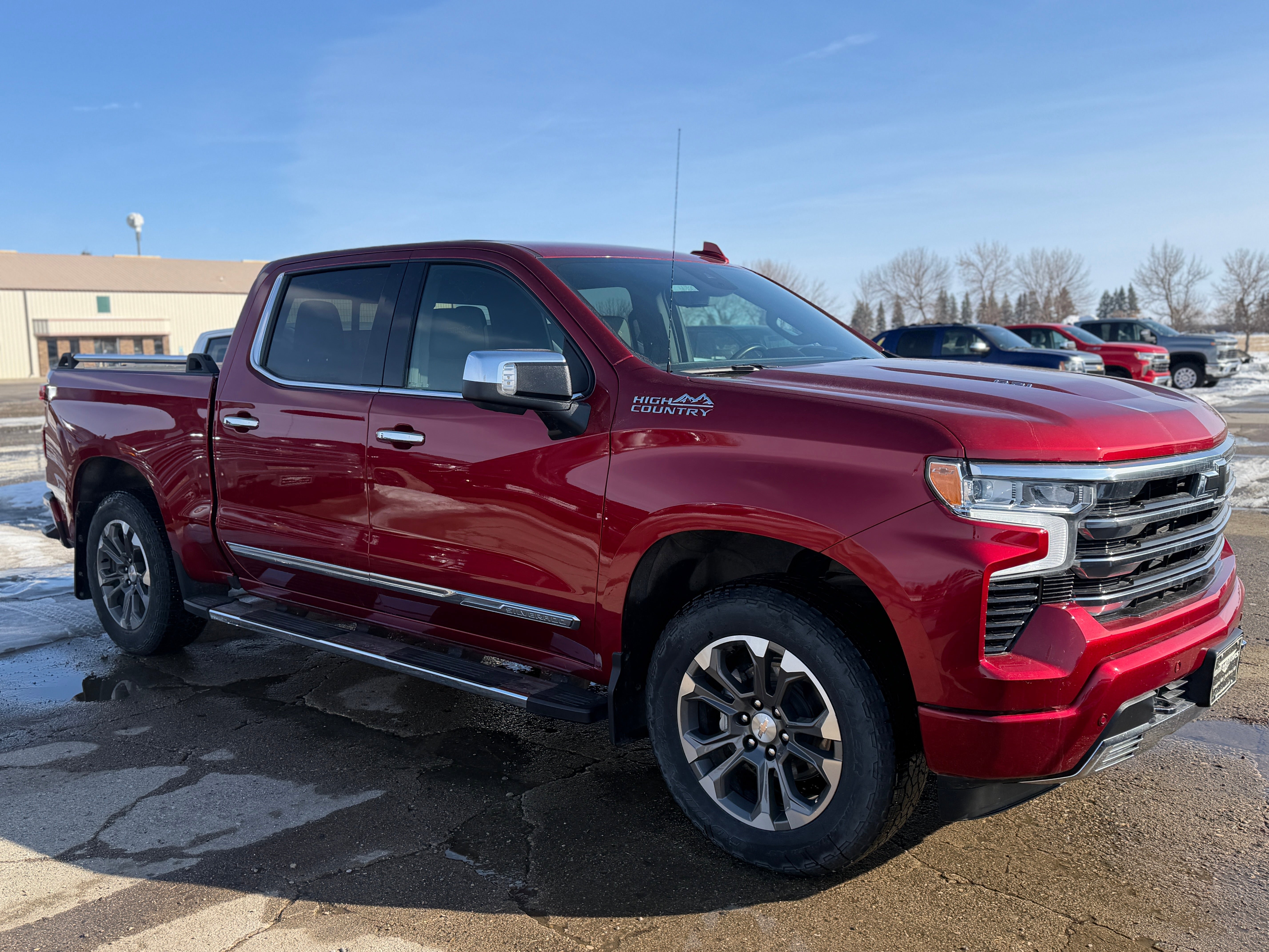 Used 2023 Chevrolet Silverado 1500 High Country w/ Technology Package AWD/4WD image 3
