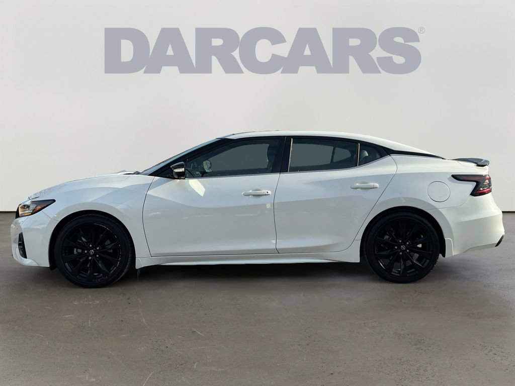 Used 2023 Nissan Maxima SR w/ Sport Mat Group image 3