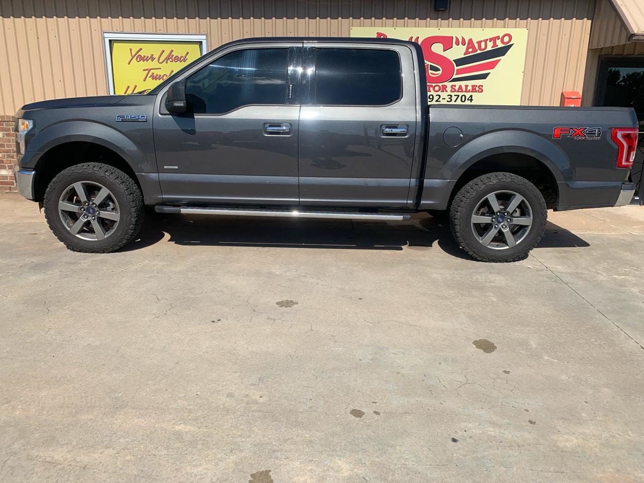 Used 2015 Ford F150 XLT w/ Equipment Group 301A Mid AWD/4WD image 5