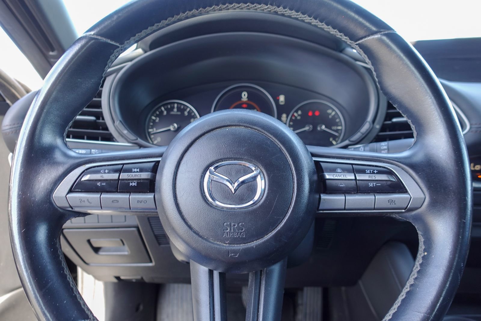 Used 2020 MAZDA MAZDA3 AWD Hatchback image 17