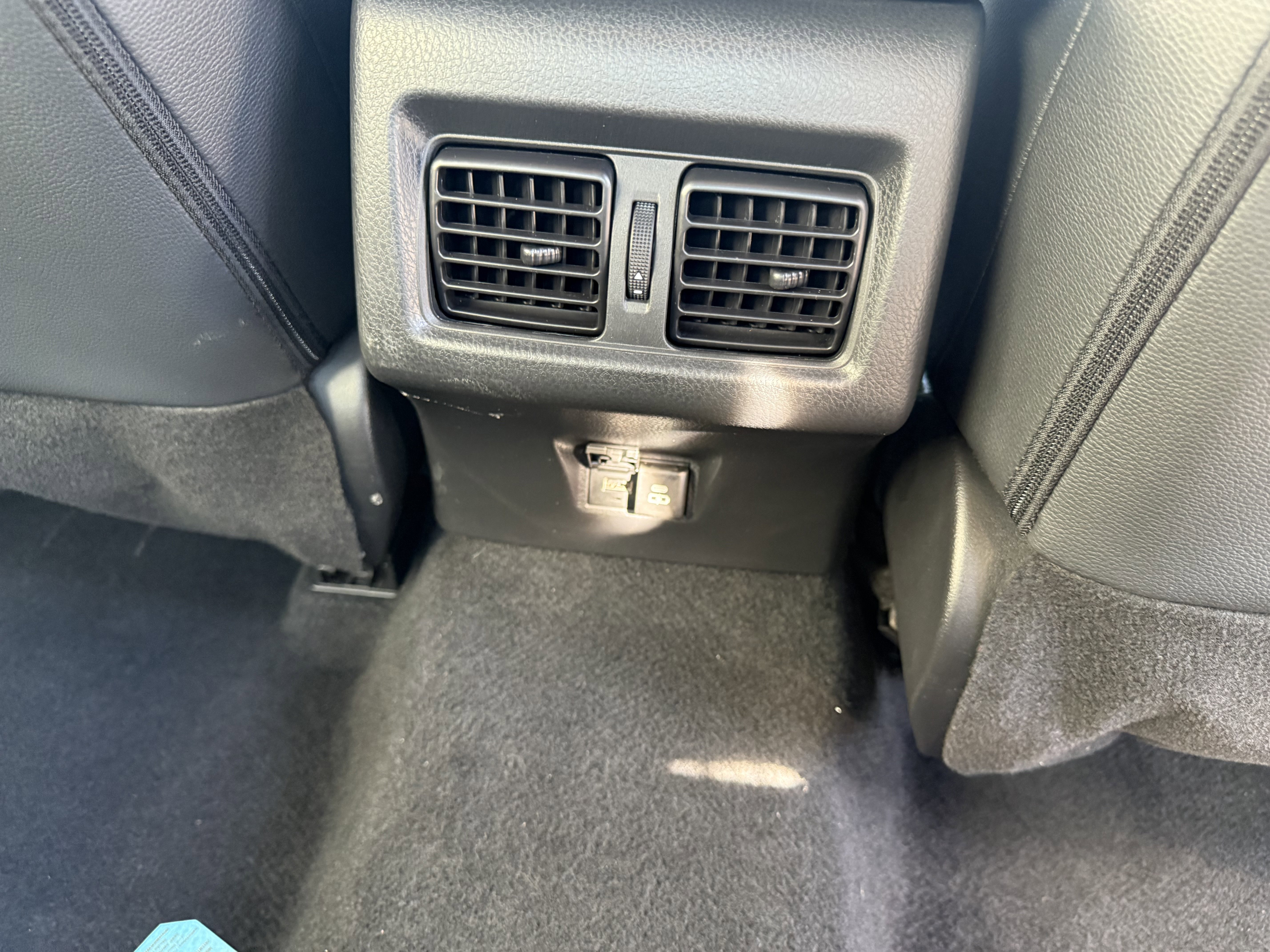 Certified 2025 Toyota Camry SE image 20