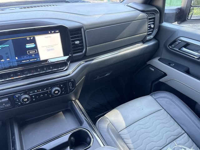 Used 2025 Chevrolet Silverado 2500 ZR2 w/ Technology Package AWD/4WD image 15
