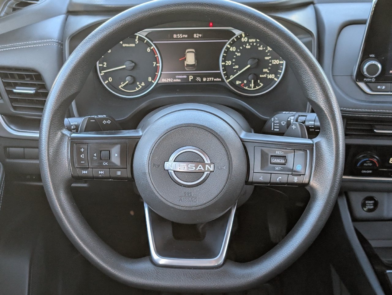Used 2024 Nissan Rogue SV FWD image 11