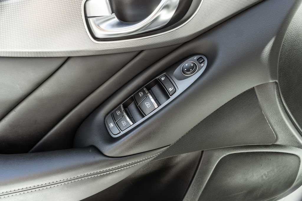 Used 2020 INFINITI Q50 3.0t AWD/4WD image 17