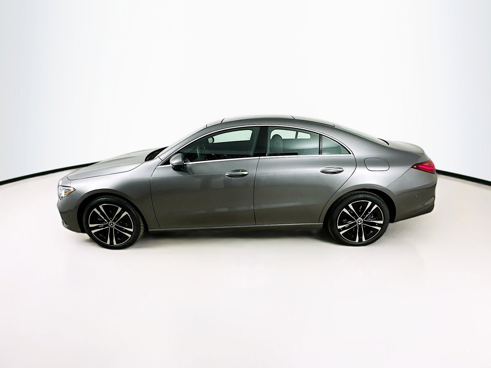 Certified 2025 Mercedes-Benz CLA 250 4MATIC image 4