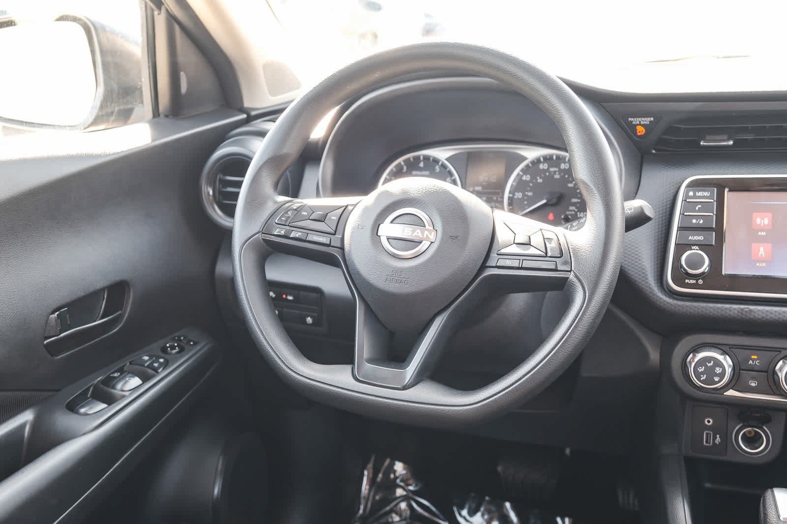 Used 2024 Nissan Kicks S FWD image 17