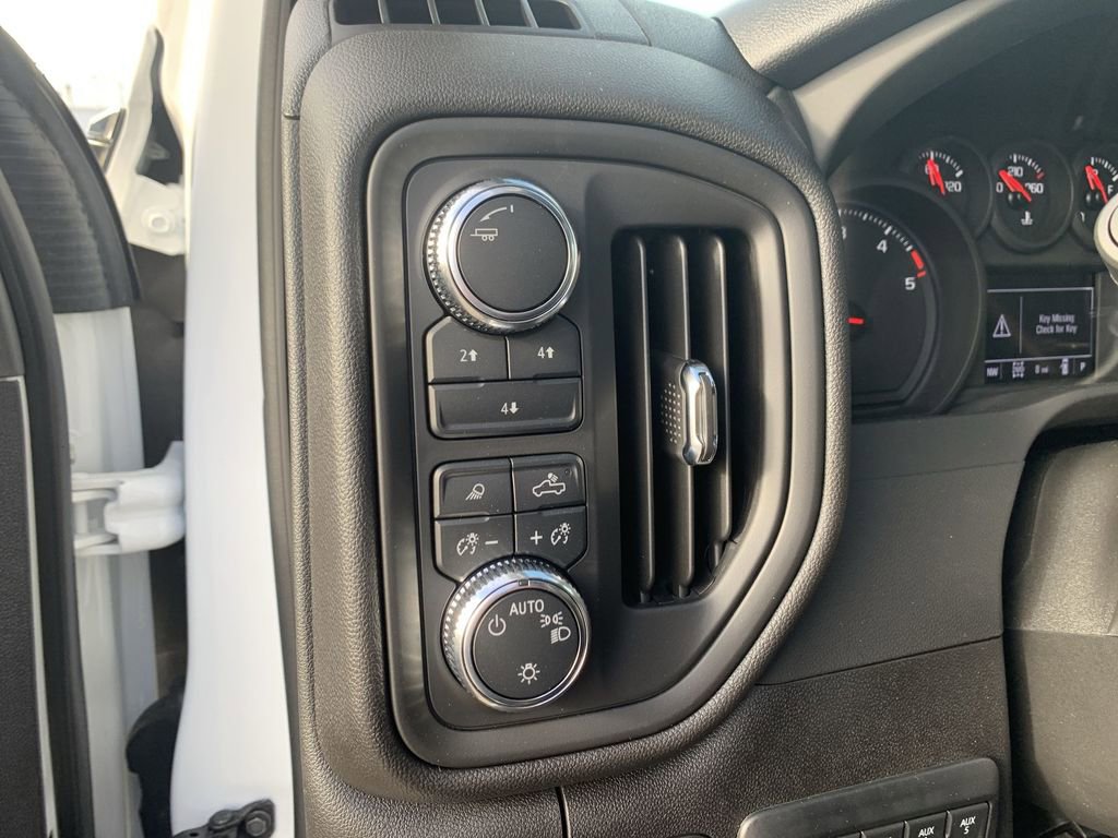 New 2025 GMC Sierra 2500 Pro w/ Convenience Package image 16