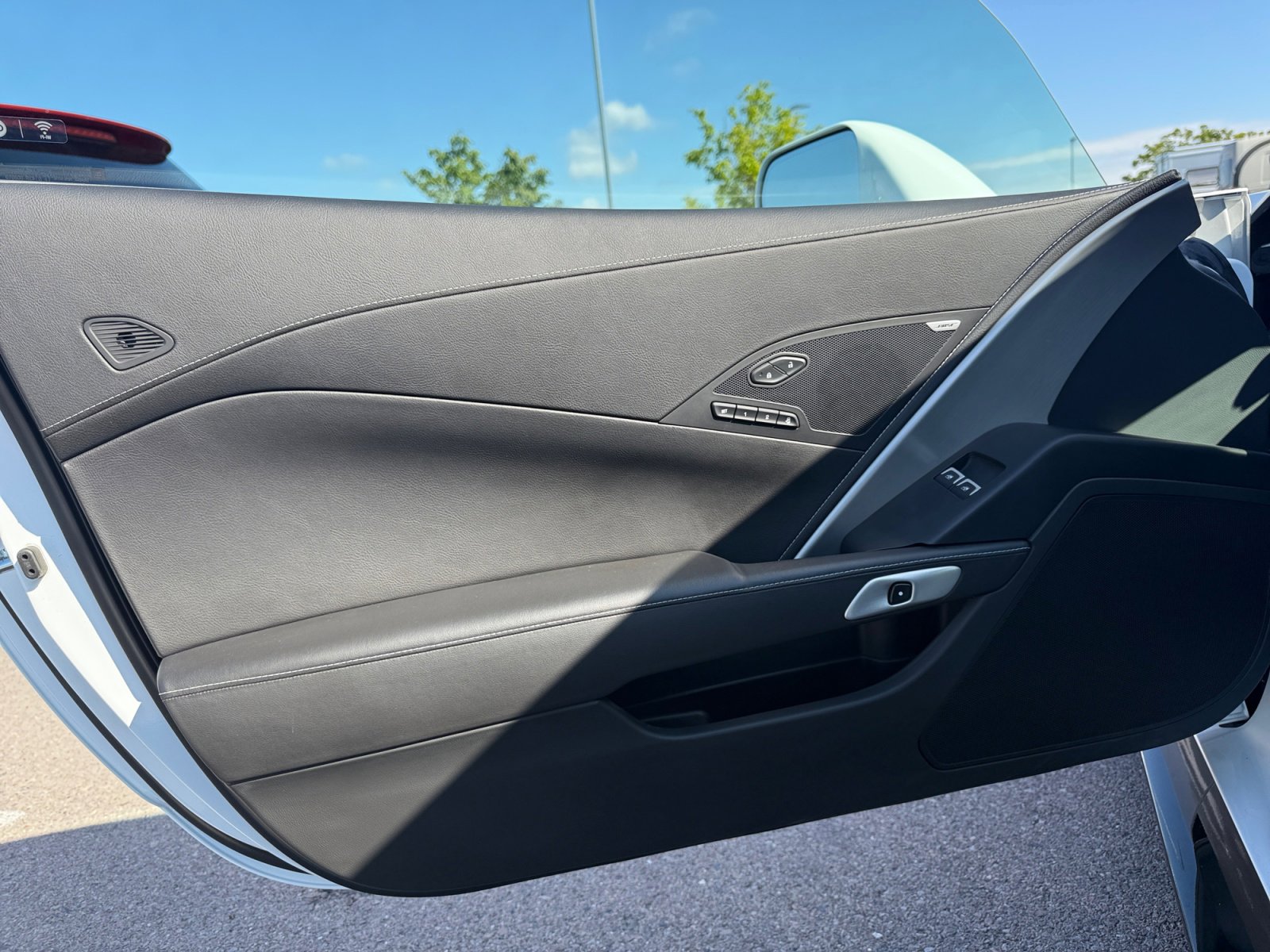 Used 2019 Chevrolet Corvette Stingray Coupe RWD image 20