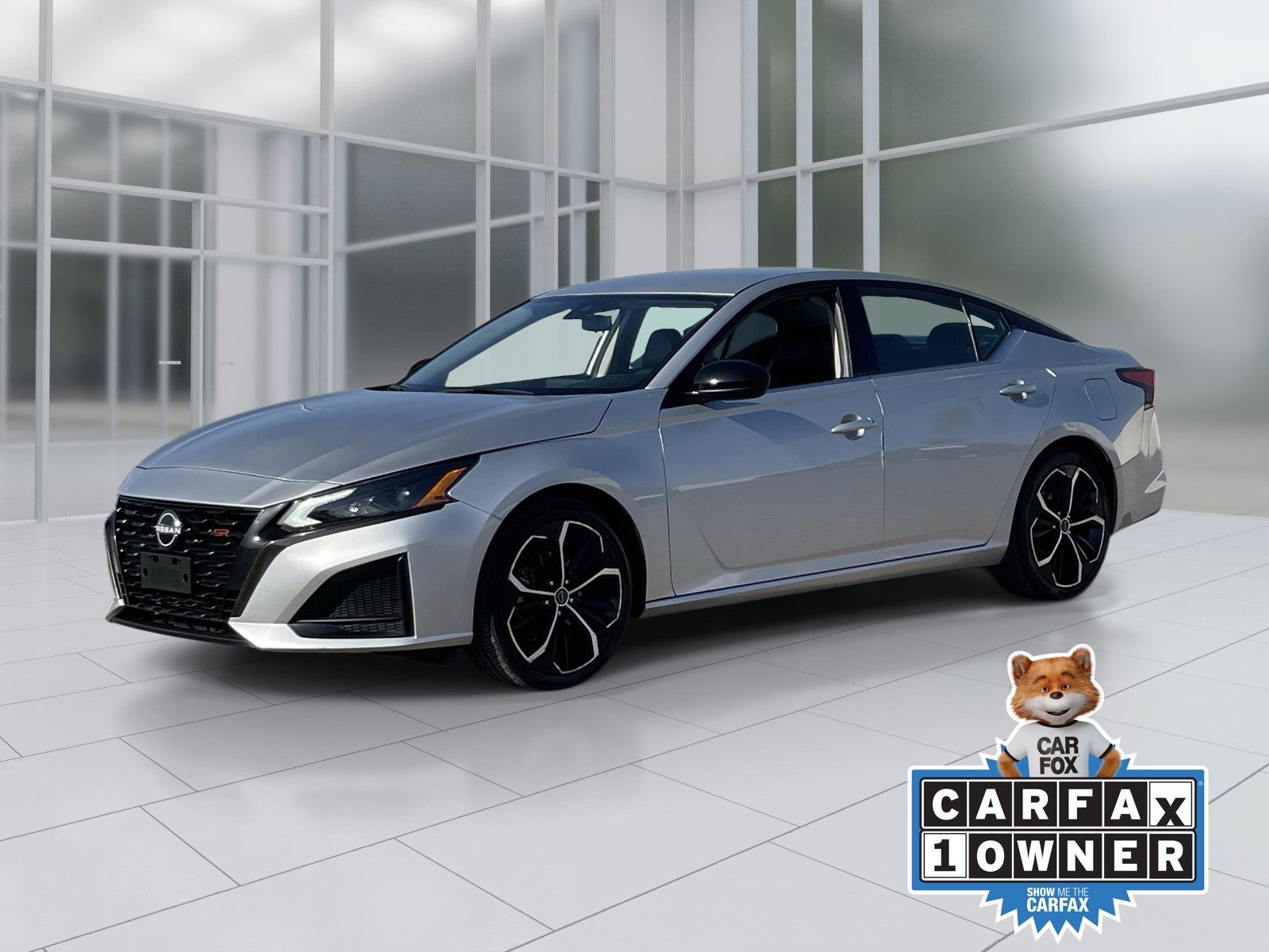 Certified 2023 Nissan Altima 2.5 SR FWD image 2