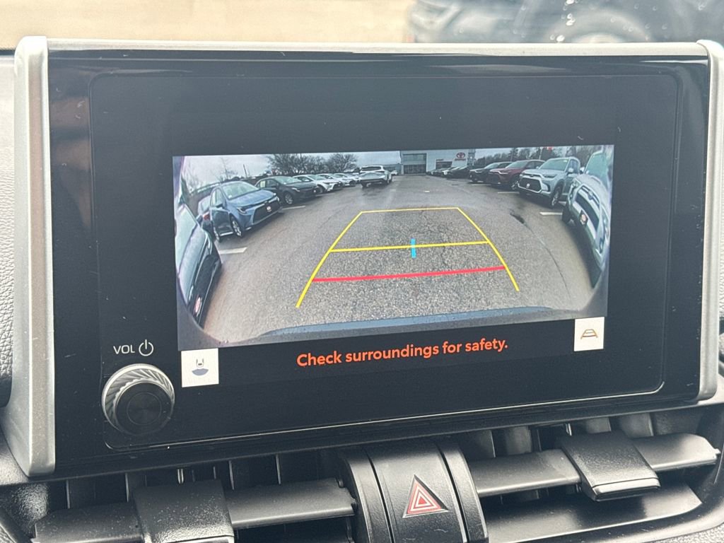 Used 2024 Toyota RAV4 XLE w/ Convenience Package image 26