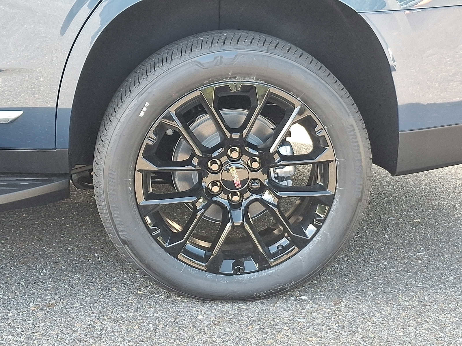 New 2026 GMC Yukon Elevation w/ Elevation Premium Package image 5